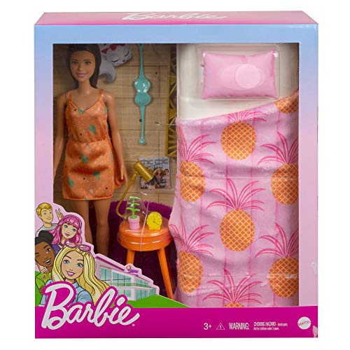 Barbie en casa Muñeca morena con set de juguete de habitación, con cama y accesorios (Mattel GRG86)