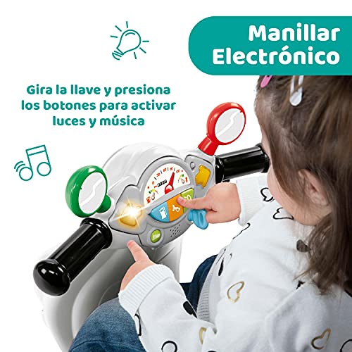 Chicco - Caballete en forma de Vespa Primavera con detalles y sonidos realistas para una experiencia Vespa de 360 grados, 36x28x42cm, funciona con 3 pilas AA de 1,5 V no incluidas, hasta 20 kg