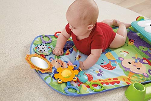 Fisher-Price Alfombra gimnasio para bebés con piano con sonidos y accesorios, motivo de animales, juguete para bebés (Mattel HBB73)