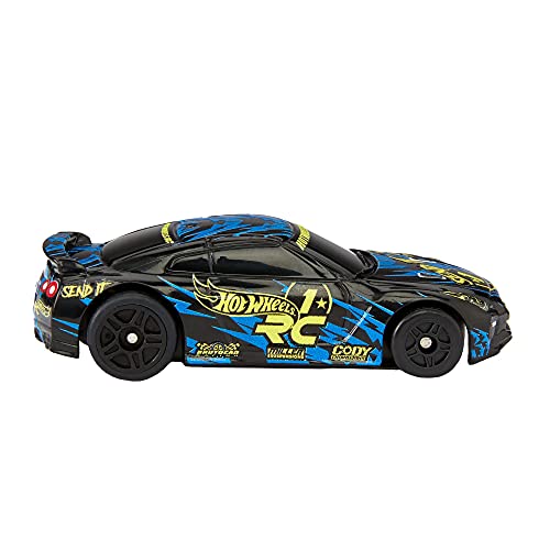 Hot Wheels Nissan RC, coche de juguete radio control para pistas de coches y fuera de pistas (Mattel GWB72)