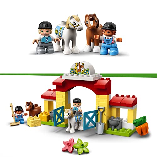 LEGO 10951 Duplo Establo con Ponis, Juguete de construcción para Niños de a Partir de 2 años con Figuritas de Jinetes y Caballos