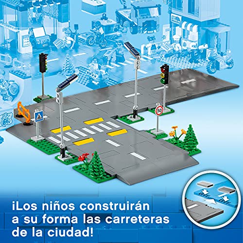 LEGO 60304 City Bases de Carretera Set de Construcción con Placas de Carretera, Semáforos y Ladrillos Que Brillan en la Oscuridad