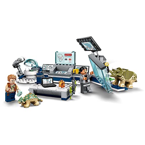 LEGO 75939 Jurassic World Laboratorio del Dr. Wu: Fuga de las Crías de Dinosaurio, Juguete de Construcción con Figura de Triceratops