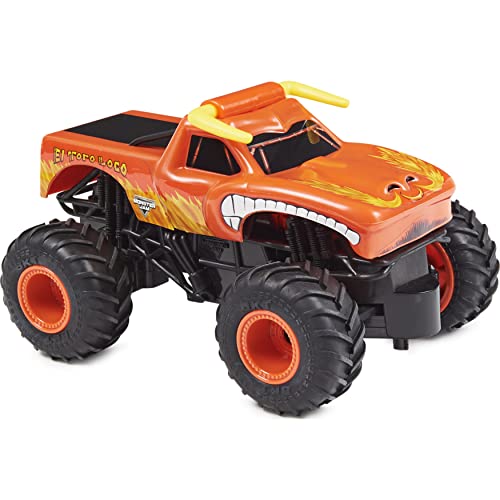 Monster Jam Camión Monstruo de Control Remoto Oficial El Toro Loco, Escala 1:24, 2,4 GHz, para Edades de 4 y más