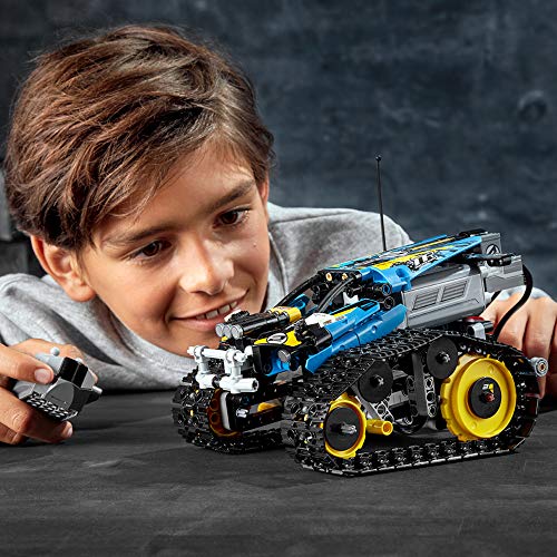 LEGO Technic Remote-Controlled Stunt Racer 42095 Bauset, Neu 2019 (324 Teile)