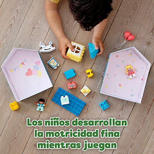 LEGO 10925 Duplo Cuarto de Juegos, Juguete de construcción para Niños de +2 años con 2 Figuritas y Caja en Forma de Casa