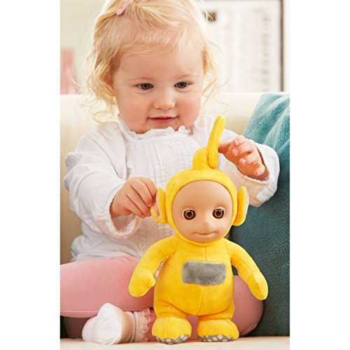 Teletubbies Peluche parlante de Laa-Laa, Color Amarillo