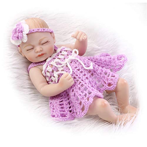 XWZ Mini Muñecas Reborn Lindas de 27Cm, Muñeca Baby Palm, Juguete de Baño para Bebé, Muñeca de Silicona Suave, Mini Muñeca Recién Nacida, Muñeca de Compañero, Muñeca con Falda de Punto Morado