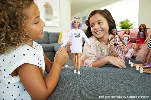 Barbie Fashionista Muñeca con El Pelo Largo de Color Arcoíris (Mattel GHW52)