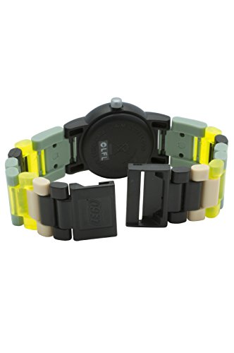 Reloj infantil modificable de LEGO Star Wars. Incluye las conocidas figuritas de LEGO Yoda.