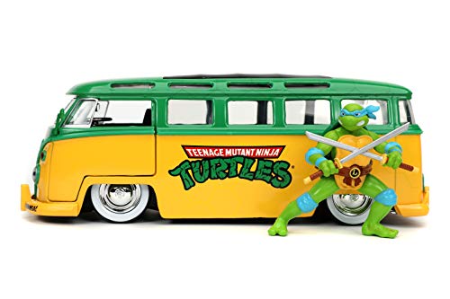 Jada 1962 Volkswagen VW Bus T1 + Leonardo Tortugas Ninja 1:24 Toys 31786