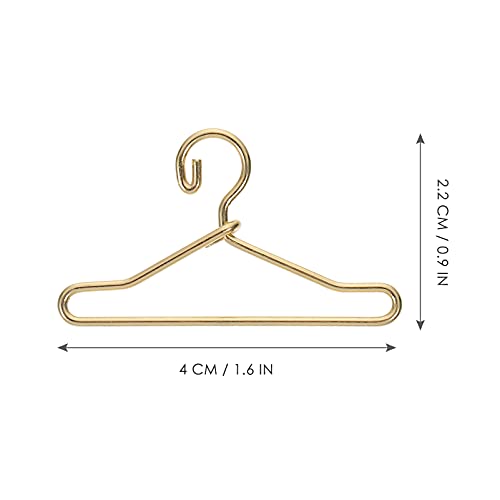 Milisten Juego de 50 perchas para muñecas de metal, para colgar ropa, en miniatura, perchas, juguetes para decoración de la casa de muñecas (dorado)