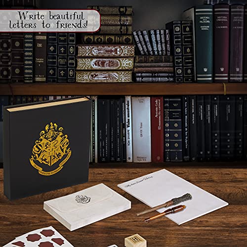 Harry Potter Set de Escritura, Papeleria Bonita con Cuaderno Sellos Sobres Papel Boligrafo Magico Pegatinas, Merchandising Oficial Regalos Para Niños Adolescentes Adultos