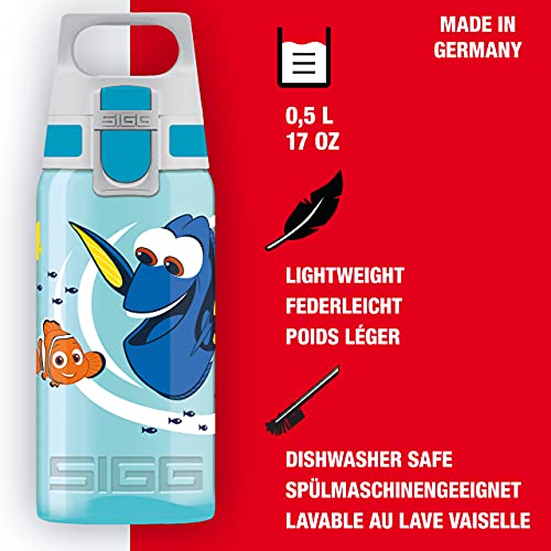 SIGG VIVA ONE Dory Cantimplora infantil (0.5 L), botella transparente sin sustancias nocivas y con tapa hermética, cantimplora para niños para usar con una mano