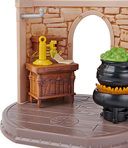 SpinMaster Wizarding World, Magical Minis Potions Classroom con Figura Exclusiva de Harry Potter y Accesorios, Juguetes para niños y niñas a Partir de 5 años